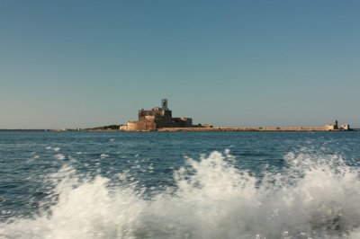 castello aragonese 2